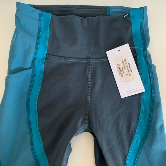 RARE NWT Barry’s bootcamp X Lululemon leggings 2 - Picture 2 of 4